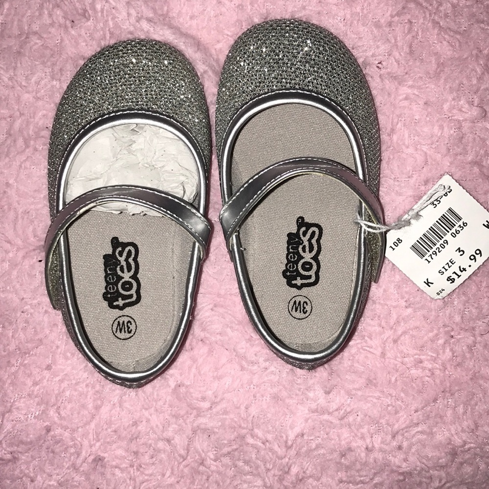 Toddler Glitter Flats - Picture 1 of 2